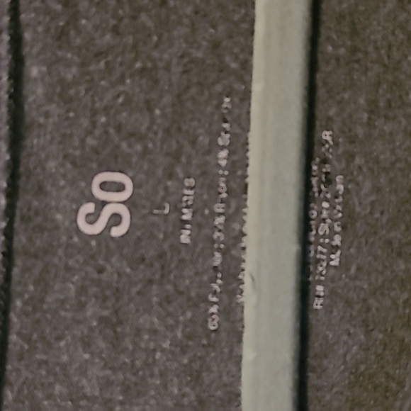 BRING COFFEE ultra soft pullover long sleeved shirt excellent preloved condition - Picture 2 of 7